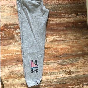 Girls Youth M under armour sweatpant joggers